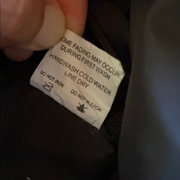 LeSportsac Best Friends Messenger Bag - Picture 8 of 15